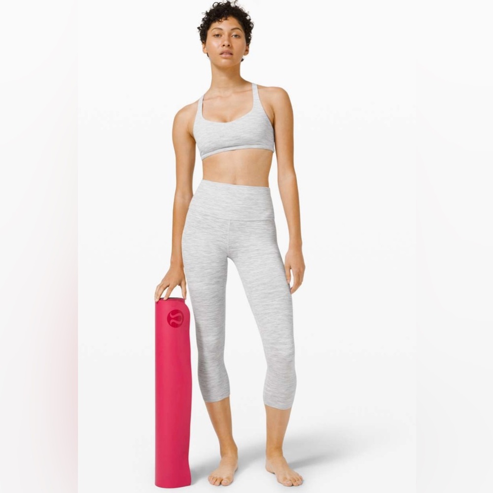 Align Crop 21”. Pristine Condition. We Are From S… - image 4